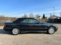 Gebraucht BMW 318 Cabriolet 116 PS (85 kW) 1999 Schwarz Cabrio