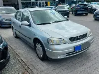 Gebraucht Opel Astra Comfort 84 PS (61 kW) 2002 Silber Limousine