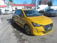 Gebraucht Peugeot 208 Allure 102 PS (75 kW) 2022 Gelb Kleinwagen