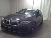 Gebraucht BMW 520 M Sport 190 PS (139 kW) 2023 Grau Kombi