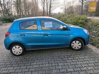 Second-hand Mitsubishi Space Star 71 CP (52 kW) 2015 Albastru Hatchback