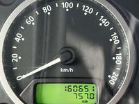 Gebraucht Land Rover Defender SE 122 PS (89 kW) 2016 Silber Kombi