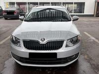 Gebraucht Skoda Octavia Elegance 150 PS (110 kW) 2015 Grau Kombi
