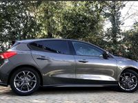 Gebraucht Ford Focus ST-Line 125 PS (91 kW) 2020 Grau Limousine