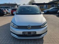 Gebraucht VW Touran S 150 PS (110 kW) 2020 Silber Van / Kleinbus