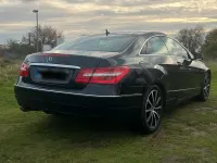Gebraucht Mercedes E200 184 PS (135 kW) 2010 Schwarz Coupé