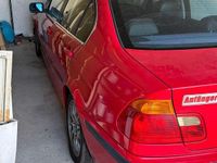 Gebraucht BMW 320 150 PS (110 kW) 1998 Rot Limousine