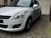 Gebraucht Suzuki Swift 94 PS (69 kW) 2012 Weiß Kleinwagen