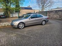 Usata Mercedes E220 150 CV (110 kW) 2003 Argento Berlina
