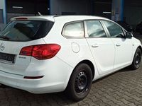 gebraucht Opel Astra Sports Tourer Edition