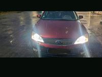 Gebraucht Ford Mondeo 130 PS (95 kW) 2003 Rot Kombi