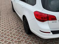 Gebraucht Opel Astra 115 PS (84 kW) 2012 Weiß Kombi