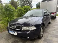 Używany Audi A4 102 KM (75 kW) 2000 Niebieski Sedan/Limuzyna