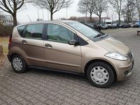 Gebraucht Mercedes A160 82 PS (60 kW) 2006 Gold Kleinwagen