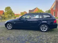 Gebraucht BMW 318 143 PS (105 kW) 2008 Blau Kombi