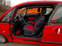 Gebraucht Peugeot 1007 73 PS (53 kW) 2007 Rot Van / Kleinbus