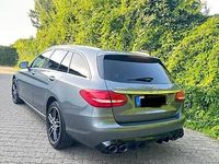 Gebraucht Mercedes C300 231 PS (169 kW) 2016 Silber Kombi