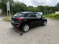 Gebraucht Hyundai i20 Select 75 PS (55 kW) 2019 Phantom black. / mic Kleinwagen