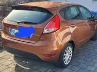 Gebraucht Ford Fiesta Ambiente 60 PS (44 kW) 2014 Braun Kleinwagen