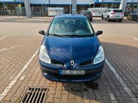 gebraucht Renault Clio 3. B.J. 2009. TÜV bis 02/2026
