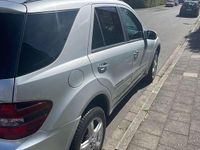Gebraucht Mercedes ML280 190 PS (139 kW) 2006 Silber SUV