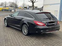 Gebraucht Mercedes CLS220 AMG 170 PS (125 kW) 2018 Schwarz Coupé