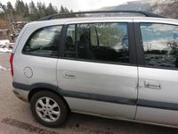 Gebraucht Opel Zafira 100 PS (73 kW) 2005 Silber Van / Kleinbus