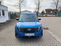 Gebraucht Ford Courier Titanium 125 PS (91 kW) 2024 Blau Van / Kleinbus