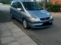 Gebraucht Opel Zafira 115 PS (84 kW) 2000 Silber Van / Kleinbus