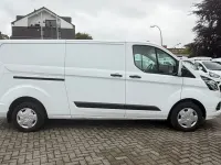Gebraucht Ford Transit Custom Trend 131 PS (96 kW) 2020 Weiß Van / Kleinbus