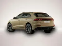 Gebraucht Audi Q8 Ambiente 286 PS (210 kW) 2026 Manufacturer SUV