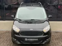 Gebraucht Ford Tourneo Courier Titanium 101 PS (74 kW) 2017 Schwarz Van / Kleinbus