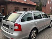 Gebraucht Skoda Octavia 160 PS (117 kW) 2009 Silber Kombi