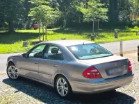 Gebraucht Mercedes E320 204 PS (150 kW) 2005 Grau Limousine