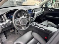 Gebraucht Volvo XC60 Core 197 PS (144 kW) 2022 Schwarz SUV