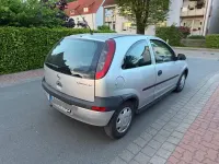 Używany Opel Corsa 75 KM (55 kW) 2002 Szary Hatchback