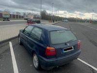 Gebraucht VW Golf III 75 PS (55 kW) 1996 Blau Kleinwagen