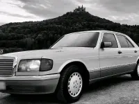 Gebraucht Mercedes 300 180 PS (132 kW) 1986 Silber Limousine