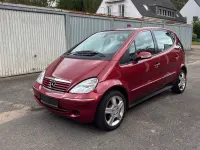 Gebraucht Mercedes A160 Elegance 102 PS (75 kW) 2003 Rot Limousine