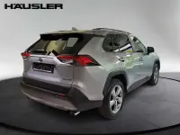 Gebraucht Toyota RAV4 Hybrid Team 178 PS (130 kW) 2021 Silber SUV