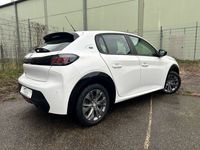 Gebraucht Peugeot e-208 Active 100 kW (136 PS) 2022 Lack weiss banquise/typ aussen Kleinwagen