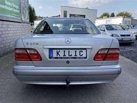 Gebraucht Mercedes E200 Elegance 136 PS (100 kW) 2000 Limousine