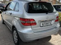 Gebraucht Mercedes B150 95 PS (69 kW) 2006 Silber Van / Kleinbus