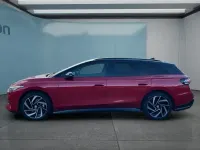 Używany VW ID.7 210 kW (286 KM) 2025 Czerwony Sedan/Limuzyna
