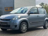 Gebraucht Daihatsu Sirion 91 PS (66 kW) 2009 Grau Kleinwagen