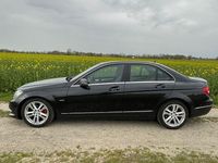 Gebraucht Mercedes C220 Avantgarde 170 PS (125 kW) 2011 Schwarz Limousine