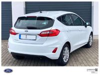 Gebraucht Ford Fiesta Trend 71 PS (52 kW) 2018 Frostweiß Kleinwagen