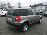 Gebraucht Skoda Yeti Ambition 105 PS (77 kW) 2010 Beige metallic SUV
