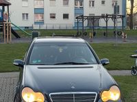 Gebraucht Mercedes C180 143 PS (105 kW) 2003 Blau Limousine