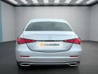 Gebraucht Mercedes C200 204 PS (150 kW) 2024 Silber Limousine